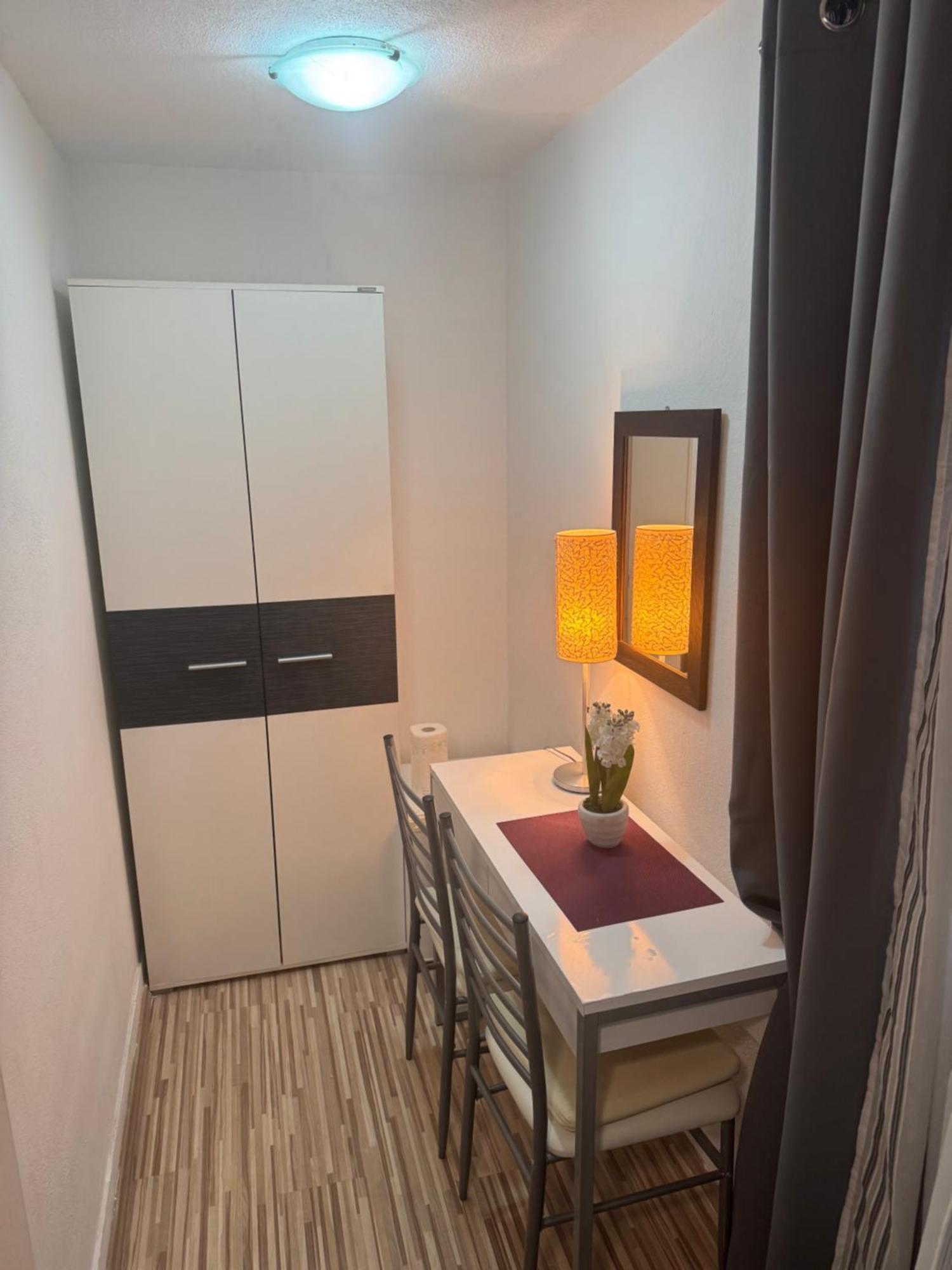 Damira Rooms สปลิท ภายนอก รูปภาพ