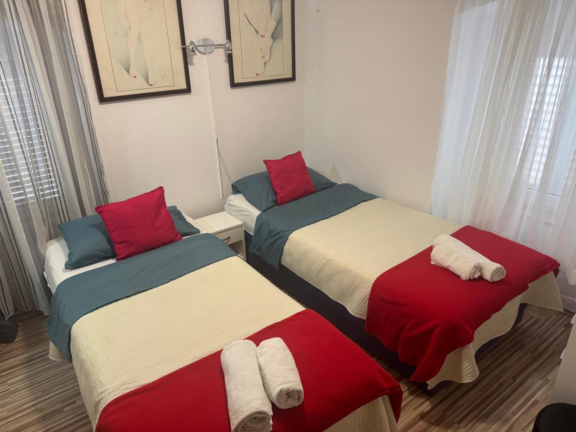 Damira Rooms สปลิท ภายนอก รูปภาพ