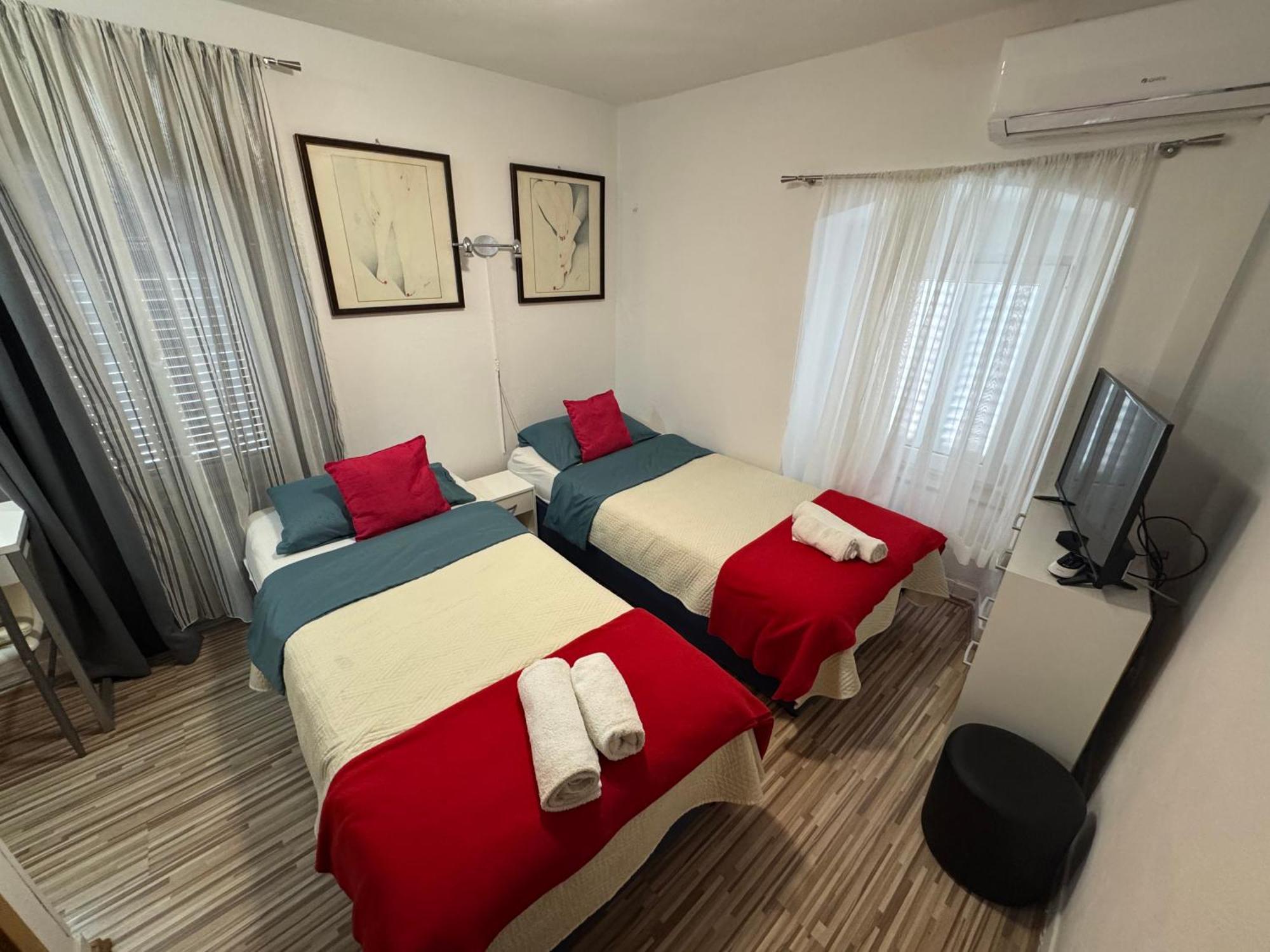 Damira Rooms สปลิท ภายนอก รูปภาพ