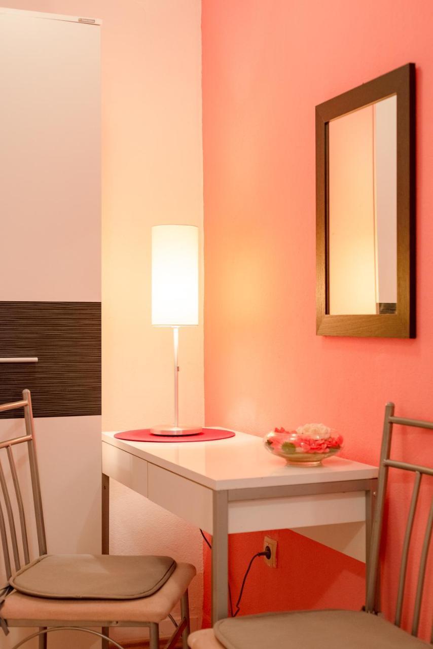 Damira Rooms สปลิท ภายนอก รูปภาพ