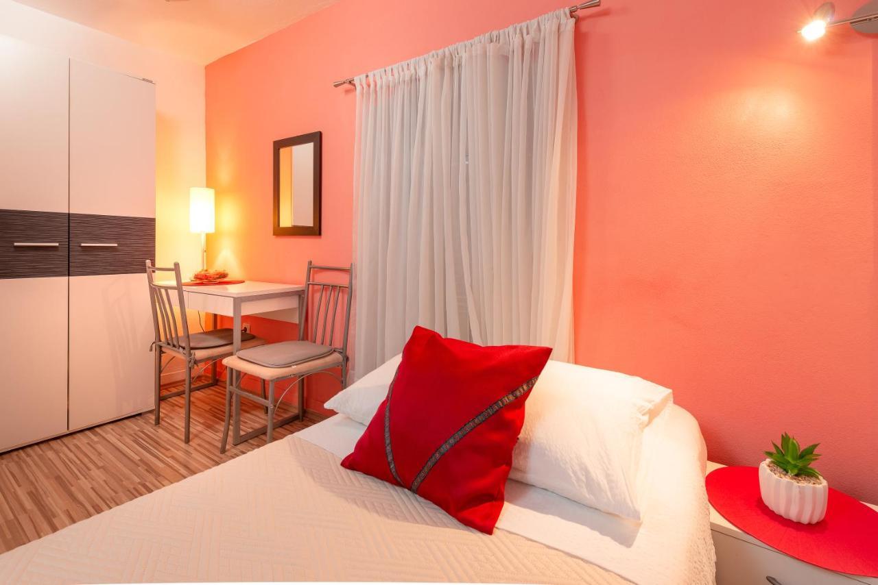 Damira Rooms สปลิท ภายนอก รูปภาพ