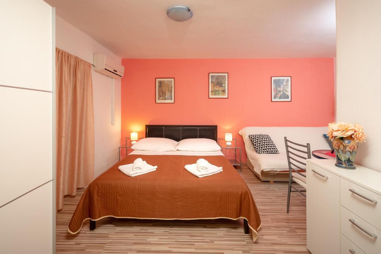 Damira Rooms สปลิท ภายนอก รูปภาพ